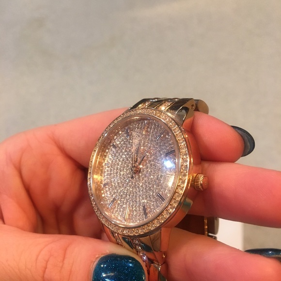 Watch - Picture 7 of 8